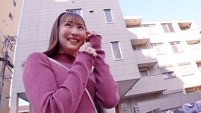 素人女子大生限定！狭いお風呂で密着混浴体験してもらえませんか！？火照る身体！おっぱいポロリ！ウブな女子は恥ずかし過ぎて赤面涙目！あちこち舐めてキレイにしたらそのまま生中出しSEXしちゃいました！ じゅんちゃん