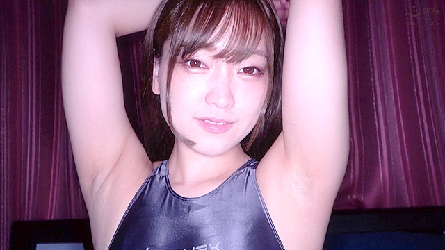 人気女優 星あめりチャンの匂い嗅がれフェチプレイ！アクリル板舐めも収録！