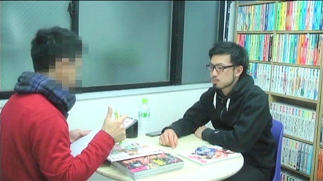 完全生撮りエロ面接3 チンぐり返しでセルフ顔射！