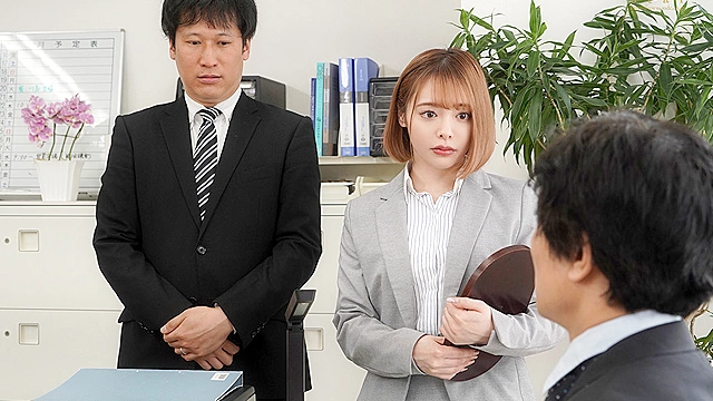 妻子がいるのに理性が効かなかった…まさか部下の小倉が… すべては仕組まれた罠だった 誰にも言えない相部屋逆NTR出張 小倉由菜