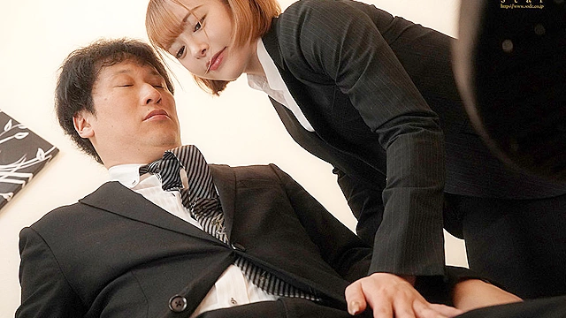 妻子がいるのに理性が効かなかった…まさか部下の小倉が… すべては仕組まれた罠だった 誰にも言えない相部屋逆NTR出張 小倉由菜