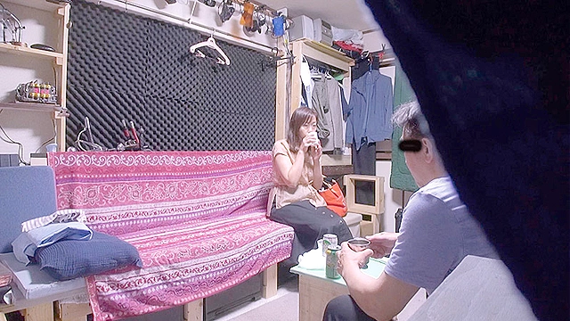 自分の部屋に泊まることになった妻の女友達 「人妻麗子さん（仮名）四十六歳」に当然のように手を出してしまうワタシ