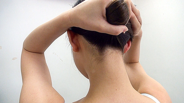 素人娘の全裸図鑑7 今時の女の子14名が恥らいながら脱衣していく様子をじっくり撮影した、変態紳士のためのヘアヌードコレクション 特別編集