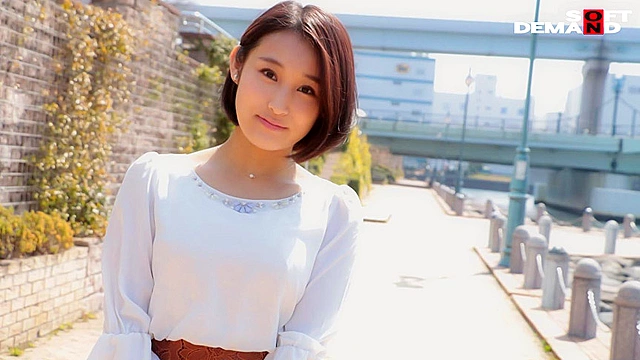 本物人妻レーベル史上最高のFカップ柔餅おっぱい 片瀬千紗 30歳 最終章 前から後ろから群がる生棒 一日中3P＆5P 初めての膣内ナマ中出し体験