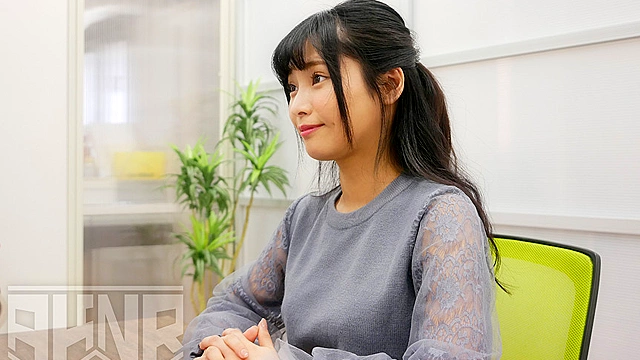 【爆イキちゃん 玲21歳 声優志望】 上京1年、経験人数8人 丁度心地よいくらいの可愛い女の子 【欲望SEXフルコース】耳舐めで秒イキ潮・濃厚接吻・手足拘束地獄突きSEX・イキっぱなしのフルコースを召し上がってね