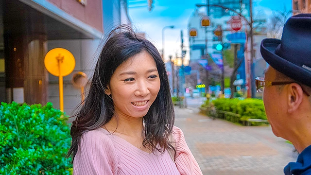 勇気あるアナル 最高峰四十路越え熟女の虎の穴ハンティング11