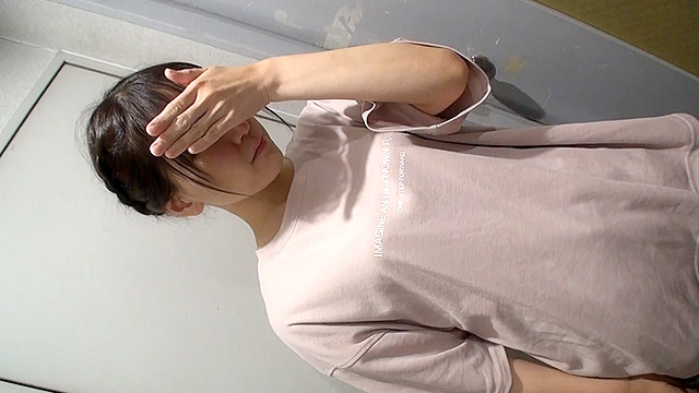 個撮）男が全員憧れるフェラ技！【まとわりつく淫舌】【のど輪締め】【ディープピストン】そんな彼女は内気で愛おしい娘でした。