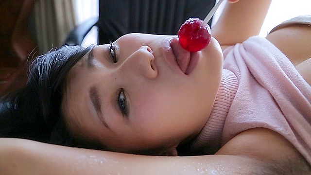淫靡 佐藤灯