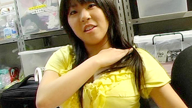 爆乳痴女・福沢あや