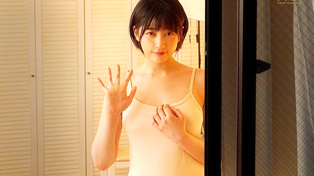 向かい部屋の絶倫巨乳お姉さんとひたすら騎乗位の練習 夏目響