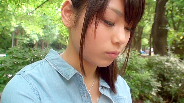女子大生なつ美 処女19歳
