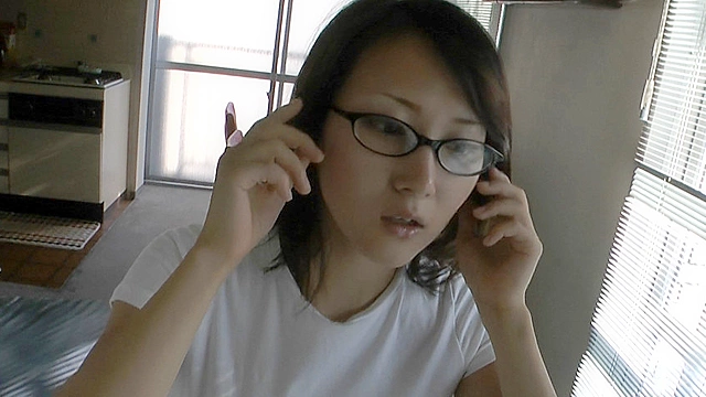 イクイク素人OLサユミ26歳