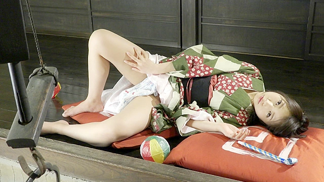 TENDER NUDE まこりん純情恋旅行 戸田真琴