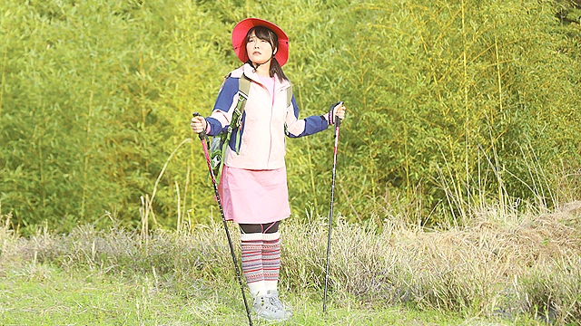 山ガール 野ションしてたら 見られてた！！