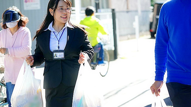 SOD女子社員 アシスタントプロデューサー 入社2年目 荻野ちひろ（24） AV出演！！