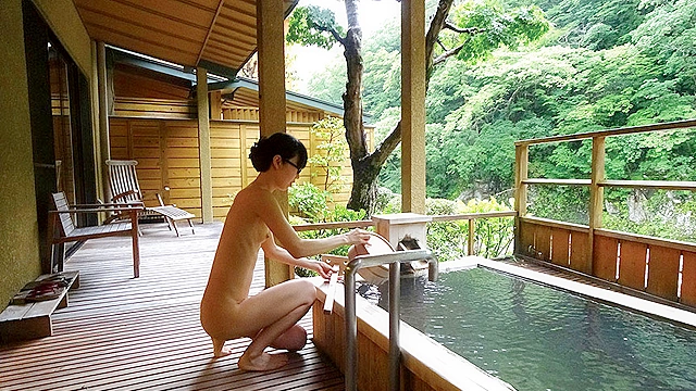 人妻湯恋旅行156