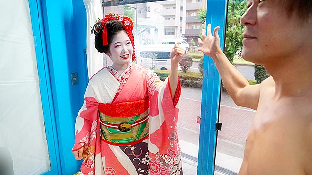 マジックミラー号 ドーランを赤く染めるほど恥ずかしがる芸妓さんと夢の野球拳SEX