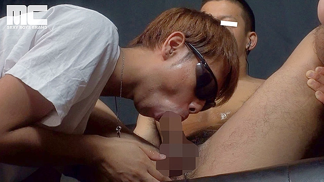 ゴリマッチョ友宏が時折エロ吐息を吐きだし、男の舌にノックアウト！