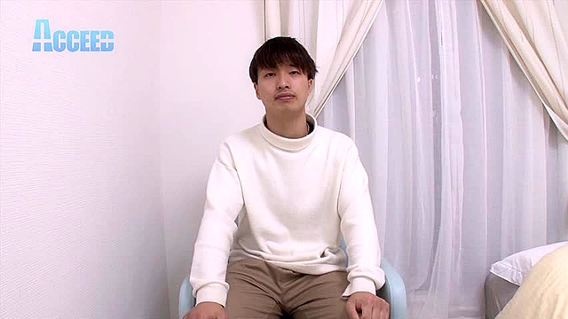 春に高校を卒業した19歳！現役格闘家らんま初撮りオナニー