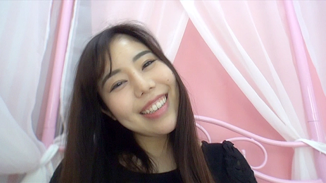尋常じゃないアエギ声と卑猥なジュルジュル音を出す変態女／わかな