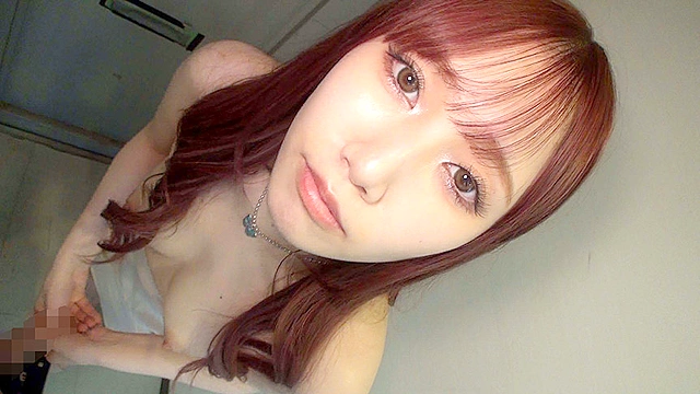 個撮）高級美人お姉さんの独特なフェラ技がエロすぎる！なめらかローリング＆丸呑みピストンフェラ【口内発射】