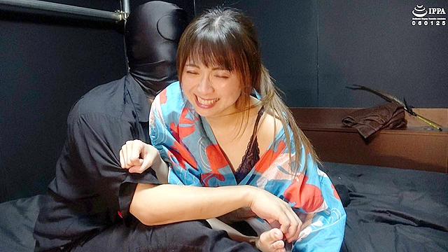 「番外編 浴衣な彼女にフリースタイルくすぐり！ 急に腋の下の感覚が腕に移ってくすぐったすぎ！？」 わかしラボVol.026-（7） 優木なお