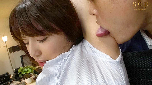 全身隈なくねっとり舐められながら密着性交 朝比奈ななせ