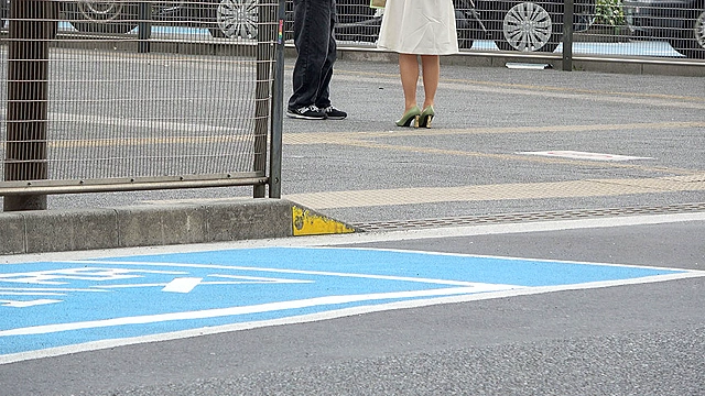 Gカップ清楚人妻  羞恥心と背徳心の初浮気SEXで中出しを許す