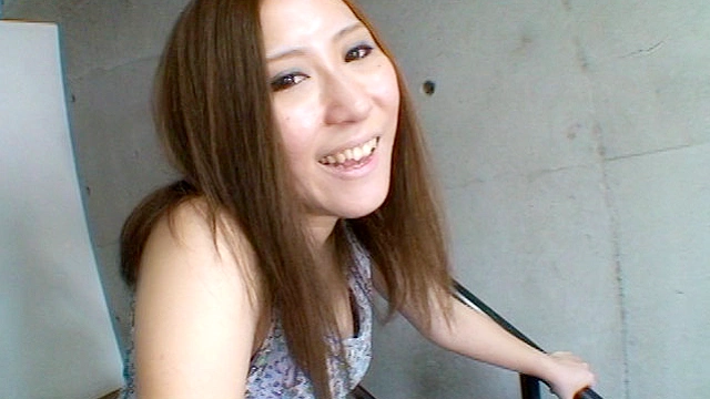 立ちクンニされながら質問に答える女【九】