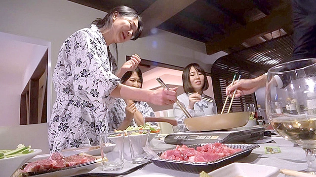 艶熟 人妻温泉 しっぽり四人旅 SIDE A