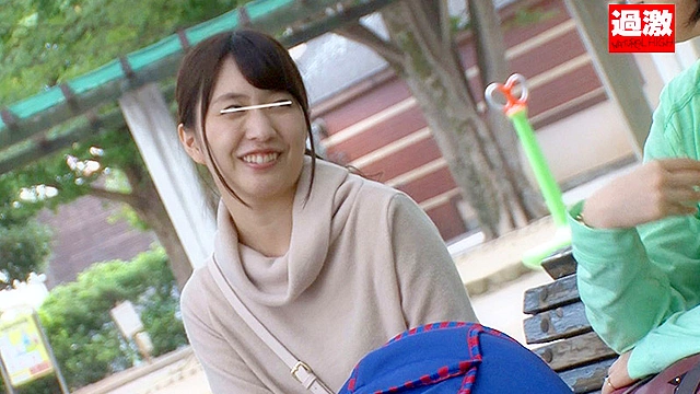 産後処女を奪われ一度イッたら長時間アクメで痙攣が止まらないイキッぱなしベビーカー妻
