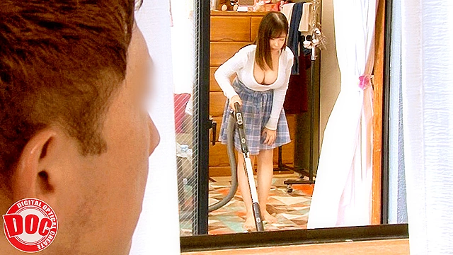 向かいの部屋の巨乳美女をこっそり覗いていると恥じらいながらも誘惑し始め理性を失った僕は誘われるがまま…