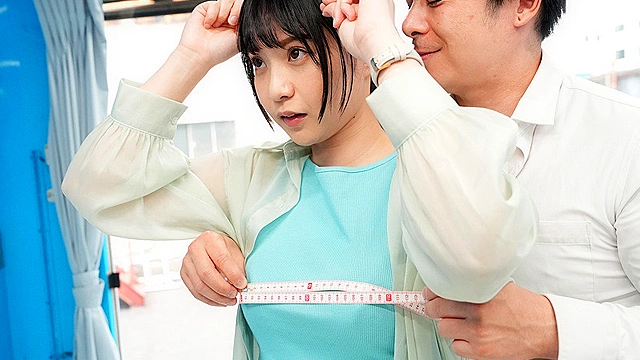 マジックミラー号 初めてのDEEP「乳揉み」 久しぶりに感じた優しくて温かい男の手付きに隠していた欲求不満が爆発！？旦那以外のち○ぽで痙攣イキ【あい編】