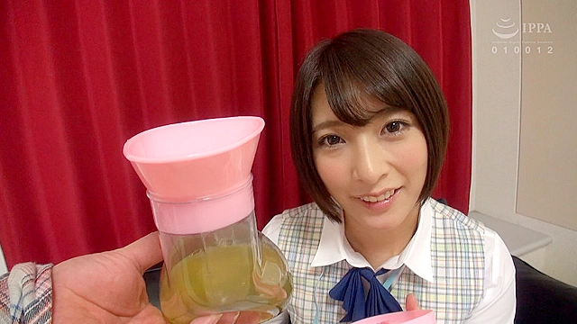 妄想飲尿ドラマ おしっこ宅配レディーのみくです。 阿部乃みく