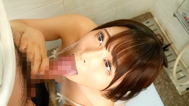 オチ○ポ硬くしてあげるから遠慮しないで勃起して！夫とのエッチがなくなり、我慢の限界の若妻たちが、勃起チ○ポ求めて男を誘惑！チ○ポに絡みつくスケベマ○コをパンパン突いてあげると喜んでくれました！