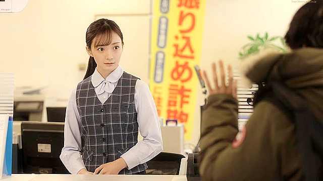 「ひさしぶりにいってみいひん？」かつての同級生と10年ぶりに再会。当時ヤリまくっていた思い出の校舎…は跡形もなく…廃墟になった母校の冷たいコンクリートに彼女を押しあて何度も何度も腰を打ちつけた 渚恋生