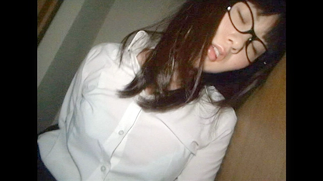 愛蔵版 酔っ払って道で寝ていた女を自宅に持ち帰って性欲のはけ口に使った。【二】