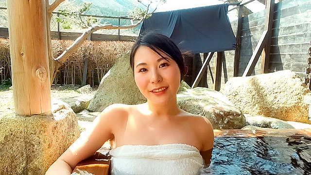 中出し露天温泉 国宝級マシュマロおっぱいIカップむっつりスケベなエロエロお姉さん