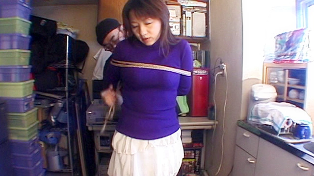 私服緊○2