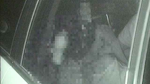 ○撮 不自然に揺れる車の中では…2