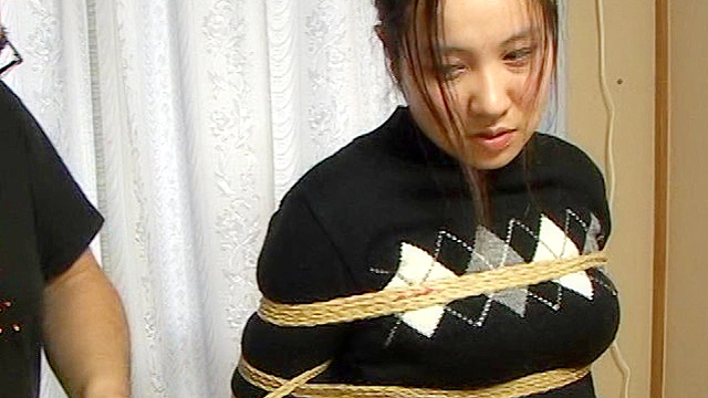 私服緊○4