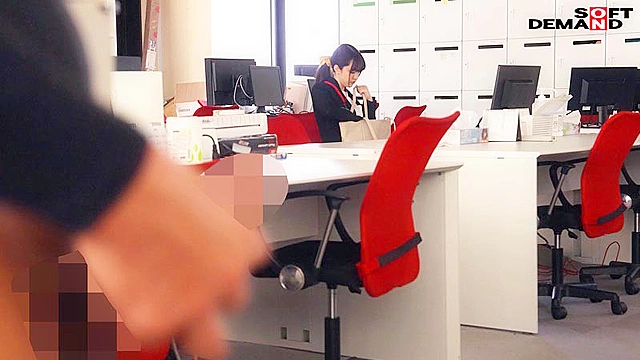 祝・就任！入社3年目大原真由香が“すぐヤる課”1日限定出向！スケベなマ○コへいきなり突撃！ 巨根チ○ポで仕事中即ハメ！3本番