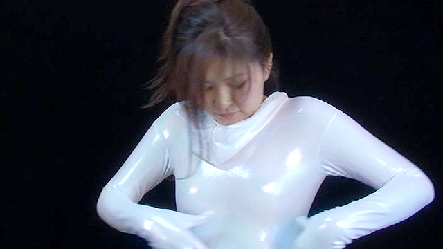 ゼンタイ白マネキン1号 ～動かない！感じない！声を出さない！マネキン人形の心得～