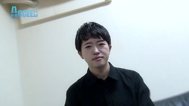 元陸上部爽やかイケメン乳首をイジって太チンポビンビン！！