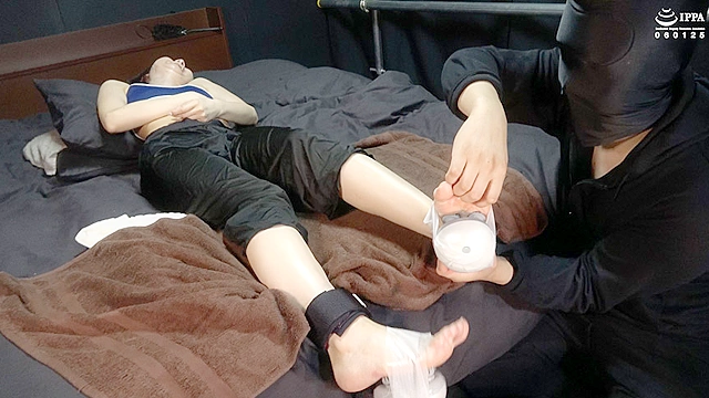 「足裏感度上げマッサージ！ 暗示を込めて足裏をくすぐったがりにしてしまおう！」 わかしラボVol.027-（3） 堂本未來