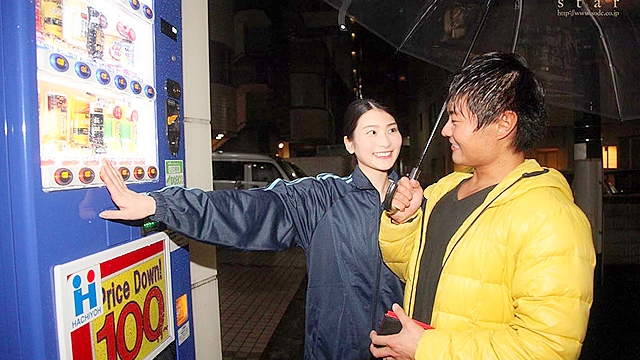 妻が旅行で不在中 義妹と夢中でハメまくった72時間30分 本庄鈴