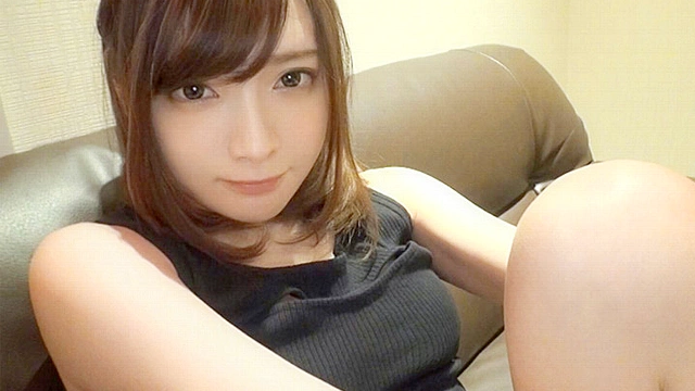 シロウトTV×PRESTIGE PREMIUM 33 バイトの延長感覚で撮られた、素人アイドル達の初出し映像！8名240分