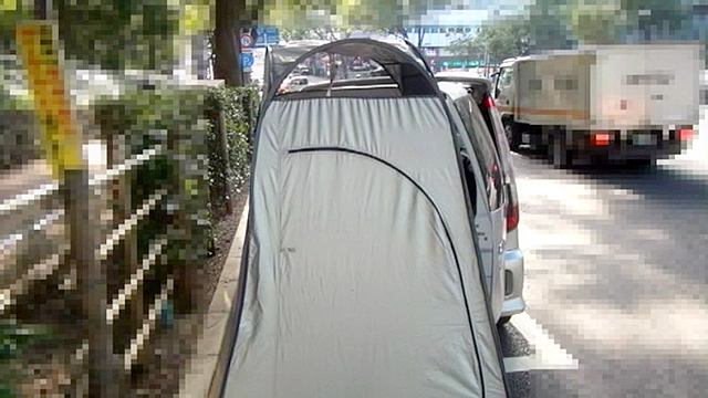 ～臭い・音モレ 要注意～ 路上臨時仮設トイレット