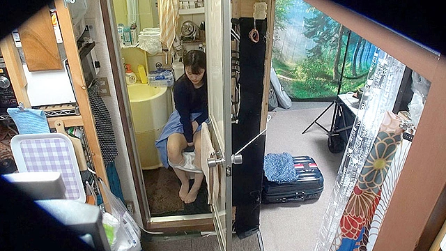 自分の部屋にとまることになった妻の女友達 「人妻園子さん（仮名）三十歳」に当然のように手を出してしまうワタシ