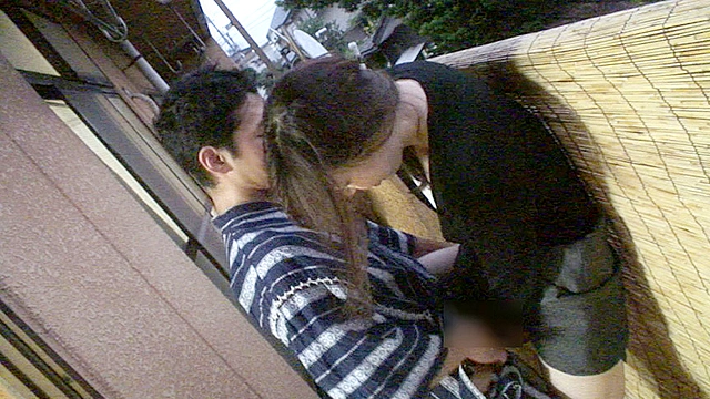 変てこりんなバツイチ42歳SEX編SEXもマイペース、「正常位してみる」「シックスナインでする」「力有る方？じゃ駅弁みたいに」こんな具合。